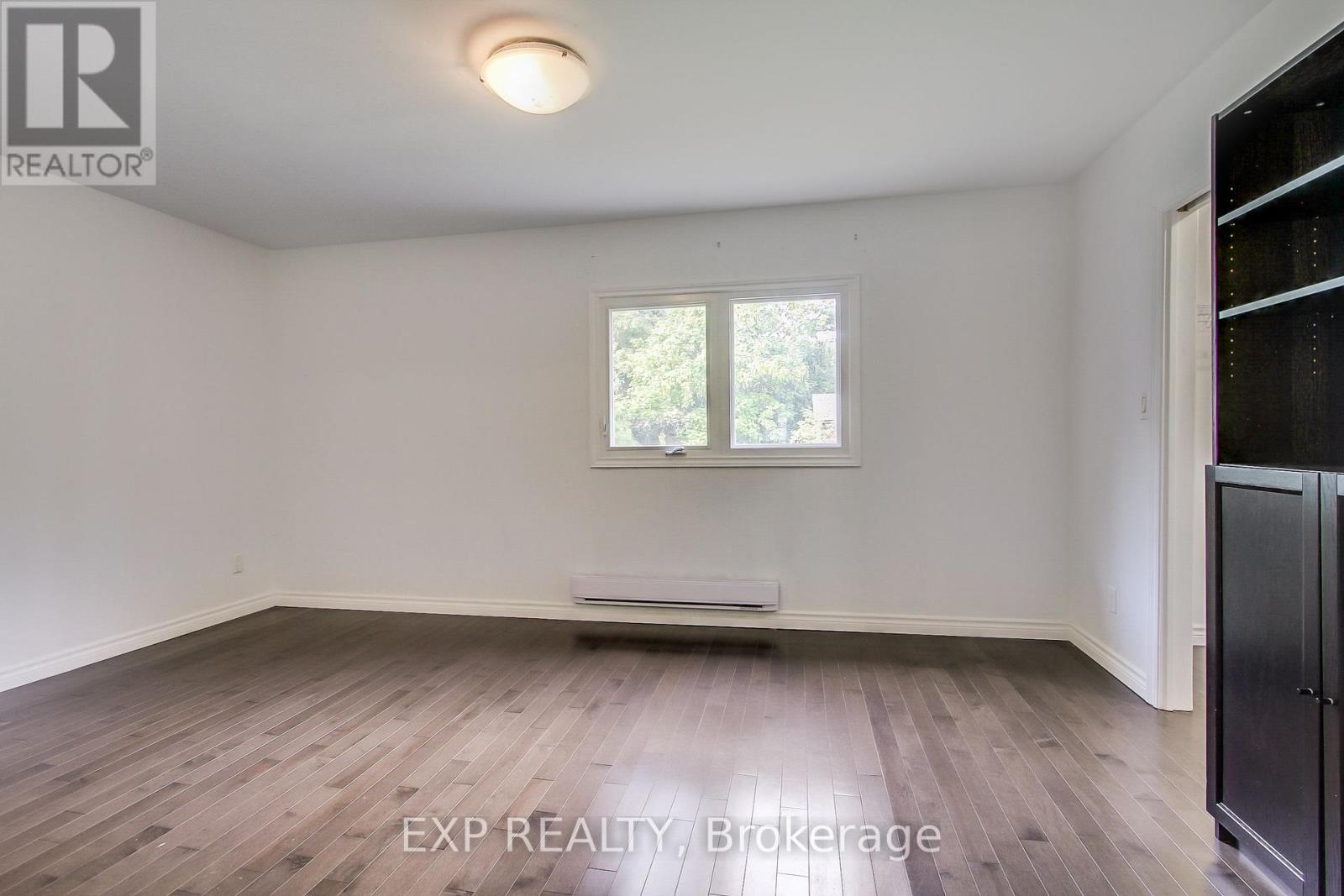 210 Bayview Avenue, Georgina, Ontario  L4P 2T2 - Photo 18 - N12965004