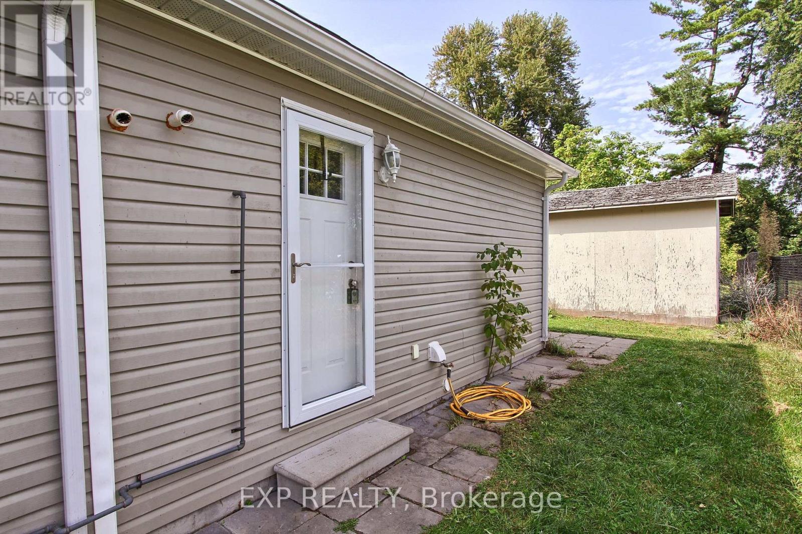 210 Bayview Avenue, Georgina, Ontario  L4P 2T2 - Photo 26 - N12965004