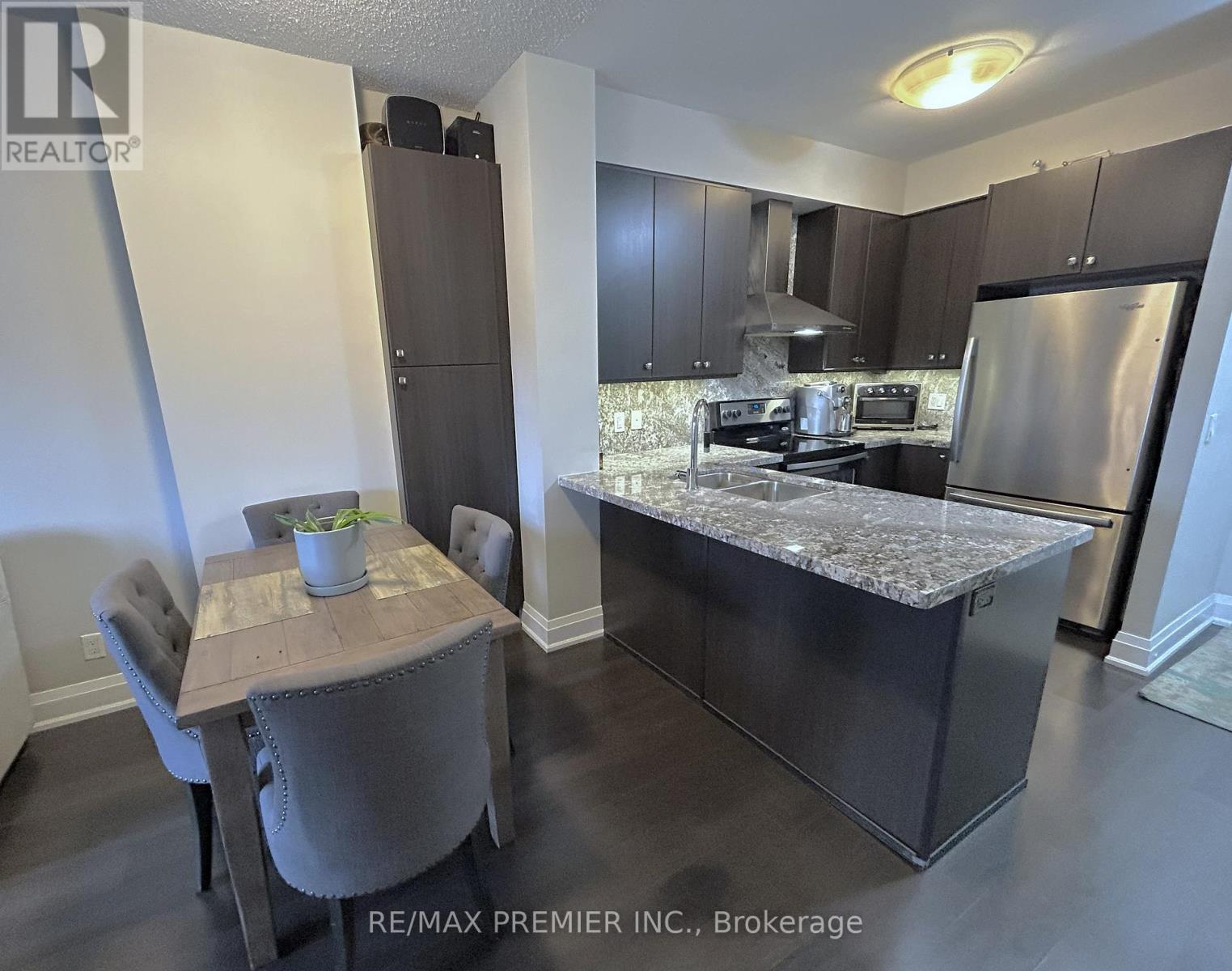 513 - 8302 Islington Avenue, Vaughan, Ontario  L4L 0E6 - Photo 8 - N12965030