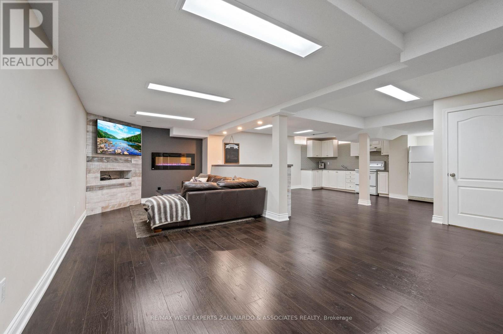 1 Lanterna Crescent, Vaughan, Ontario  L4H 1C1 - Photo 37 - N12965052