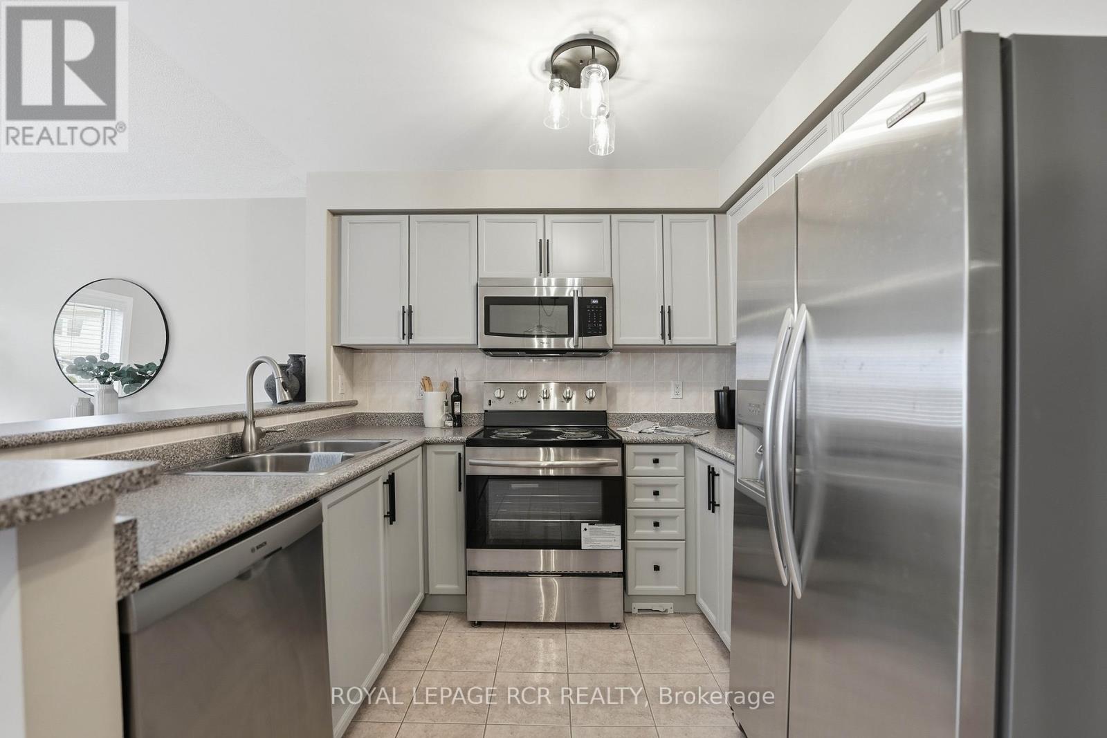 437 Heddle Crescent, Newmarket, Ontario  L3X 2J2 - Photo 10 - N12965092