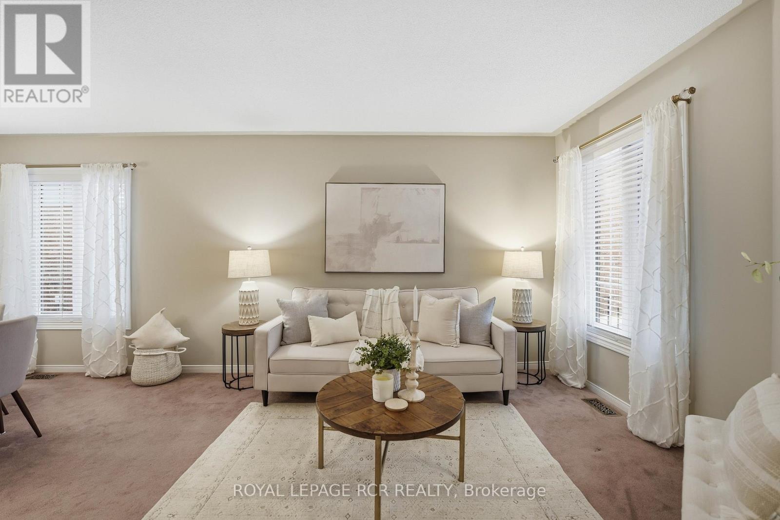 437 Heddle Crescent, Newmarket, Ontario  L3X 2J2 - Photo 4 - N12965092