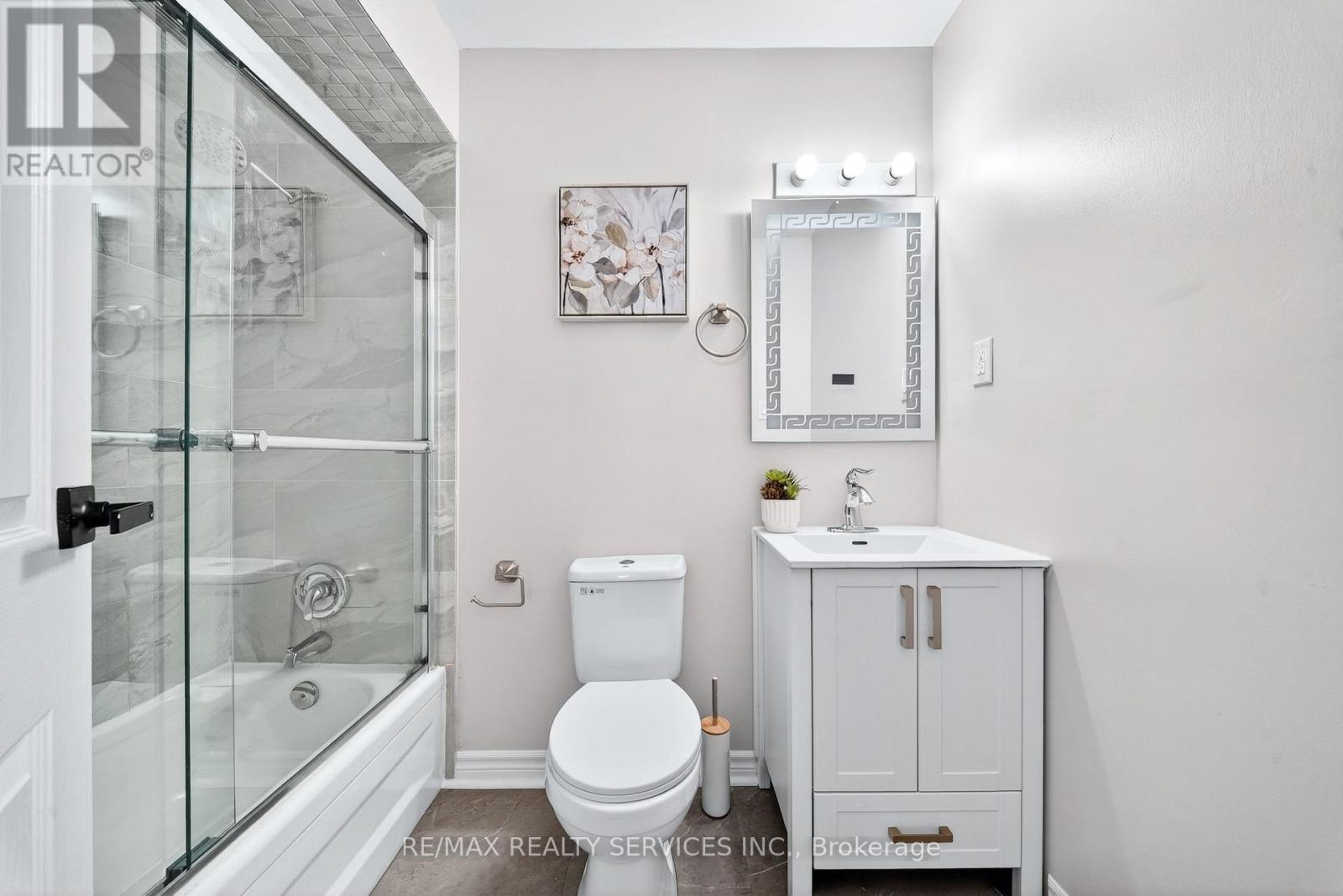 179 Milestone Crescent, Aurora, Ontario  L4G 3M2 - Photo 37 - N12965126