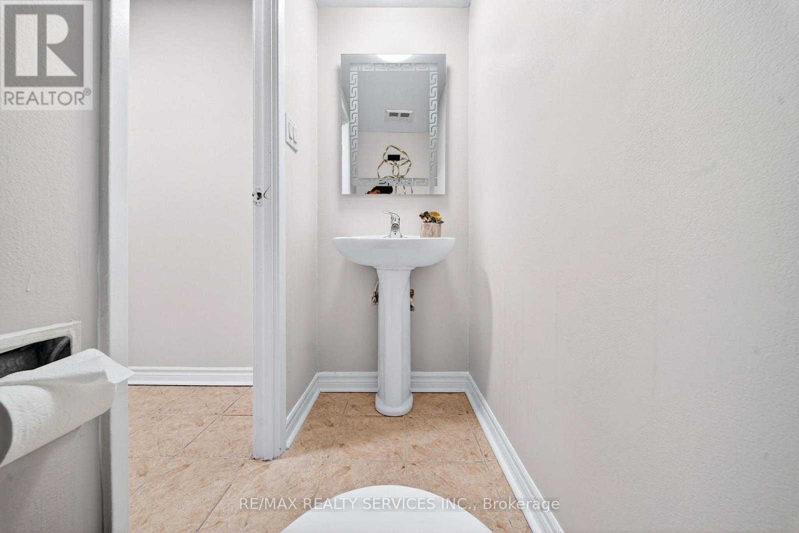 179 Milestone Crescent, Aurora, Ontario  L4G 3M2 - Photo 46 - N12965126