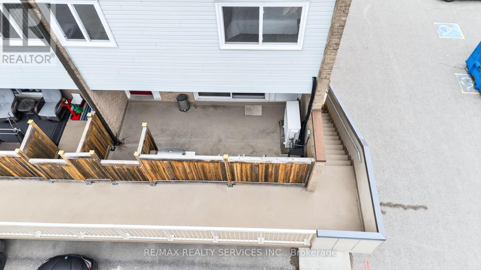 179 Milestone Crescent, Aurora, Ontario  L4G 3M2 - Photo 5 - N12965126