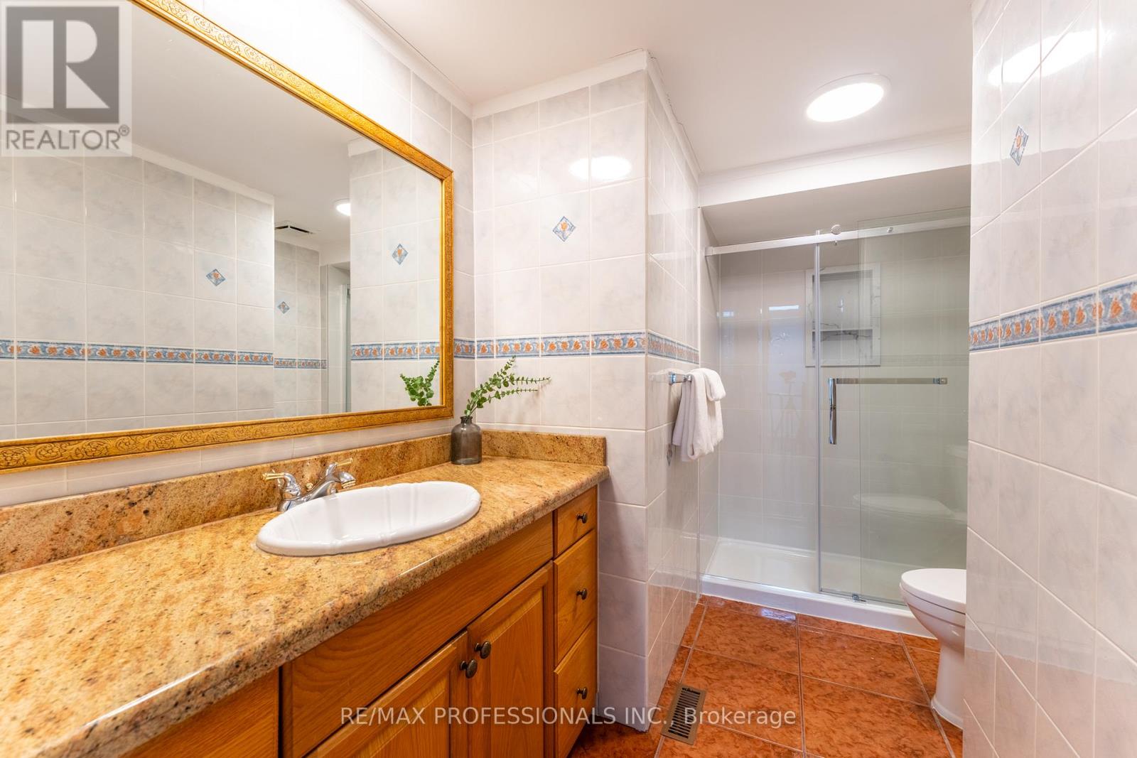 52 Lavron Court, Markham, Ontario  L3S 2P1 - Photo 25 - N12965204