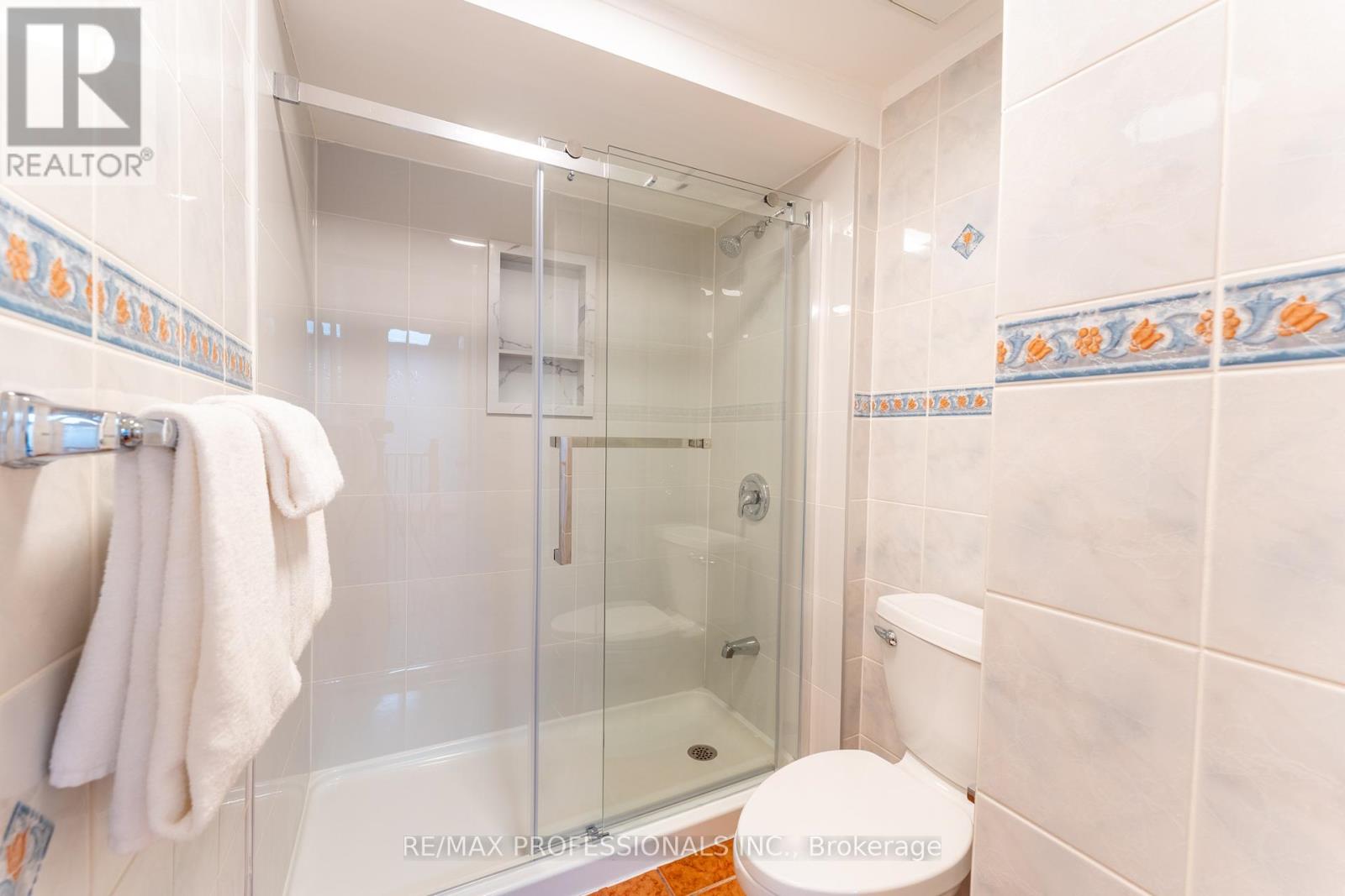 52 Lavron Court, Markham, Ontario  L3S 2P1 - Photo 26 - N12965204