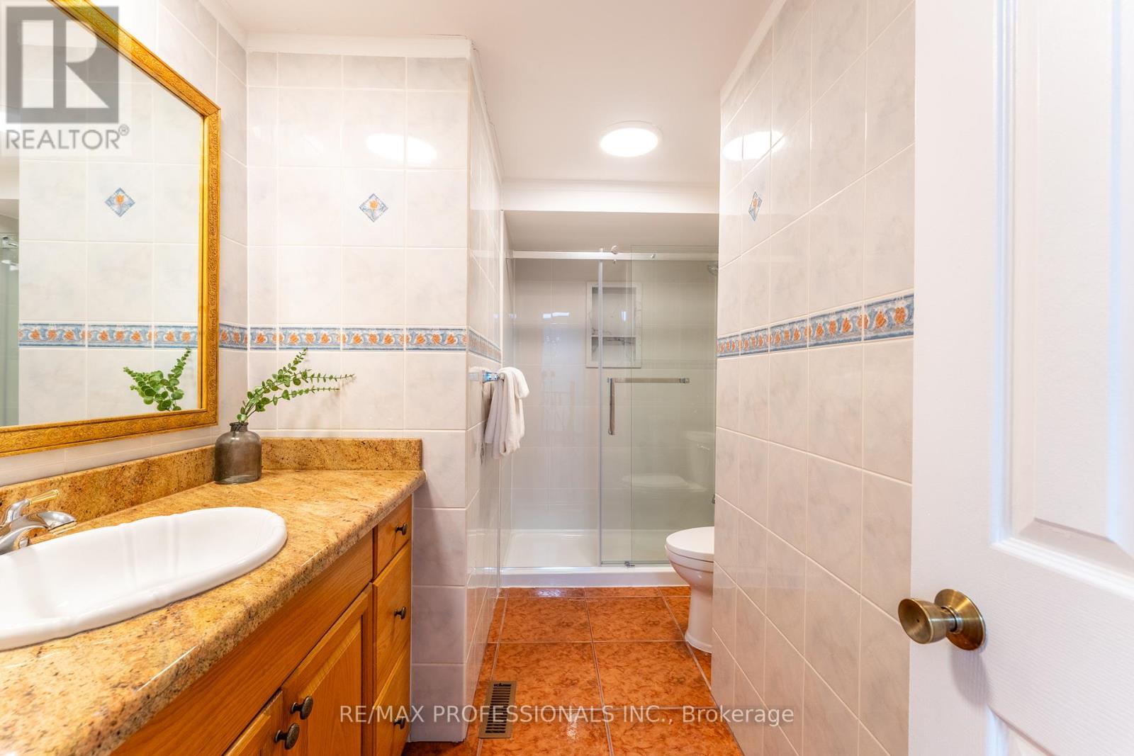 52 Lavron Court, Markham, Ontario  L3S 2P1 - Photo 27 - N12965204