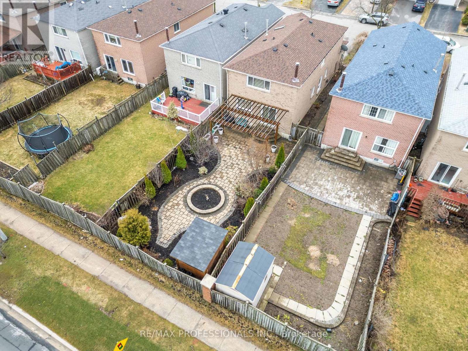 52 Lavron Court, Markham, Ontario  L3S 2P1 - Photo 45 - N12965204