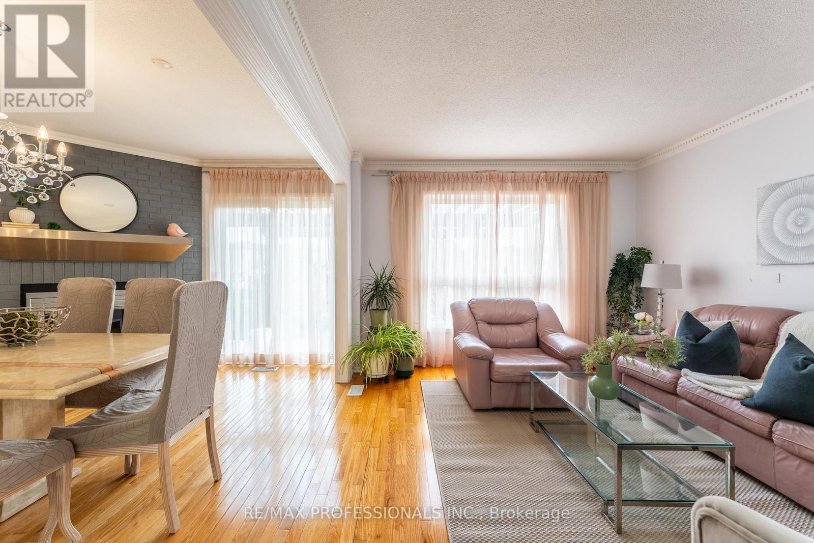 52 Lavron Court, Markham, Ontario  L3S 2P1 - Photo 8 - N12965204