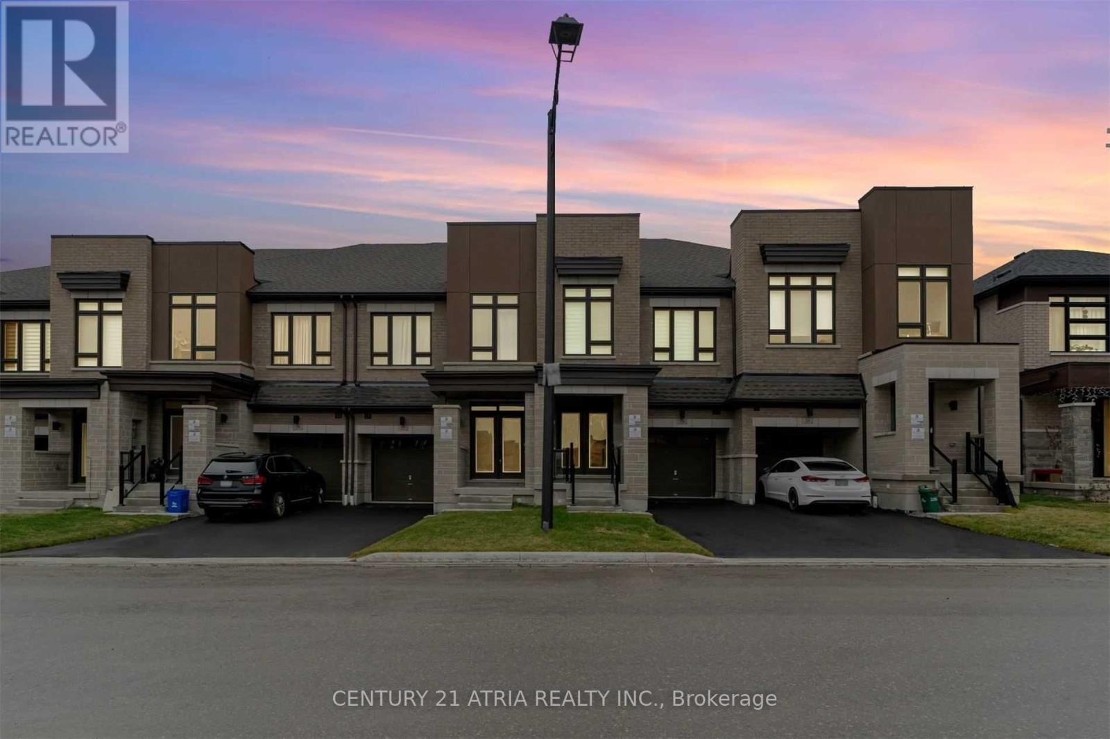 22 HEWISON AVENUE, Richmond Hill, Ontario