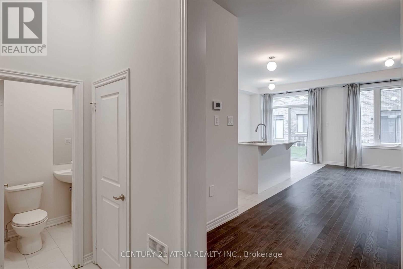 22 Hewison Avenue, Richmond Hill, Ontario  L4S 0J1 - Photo 16 - N12965284