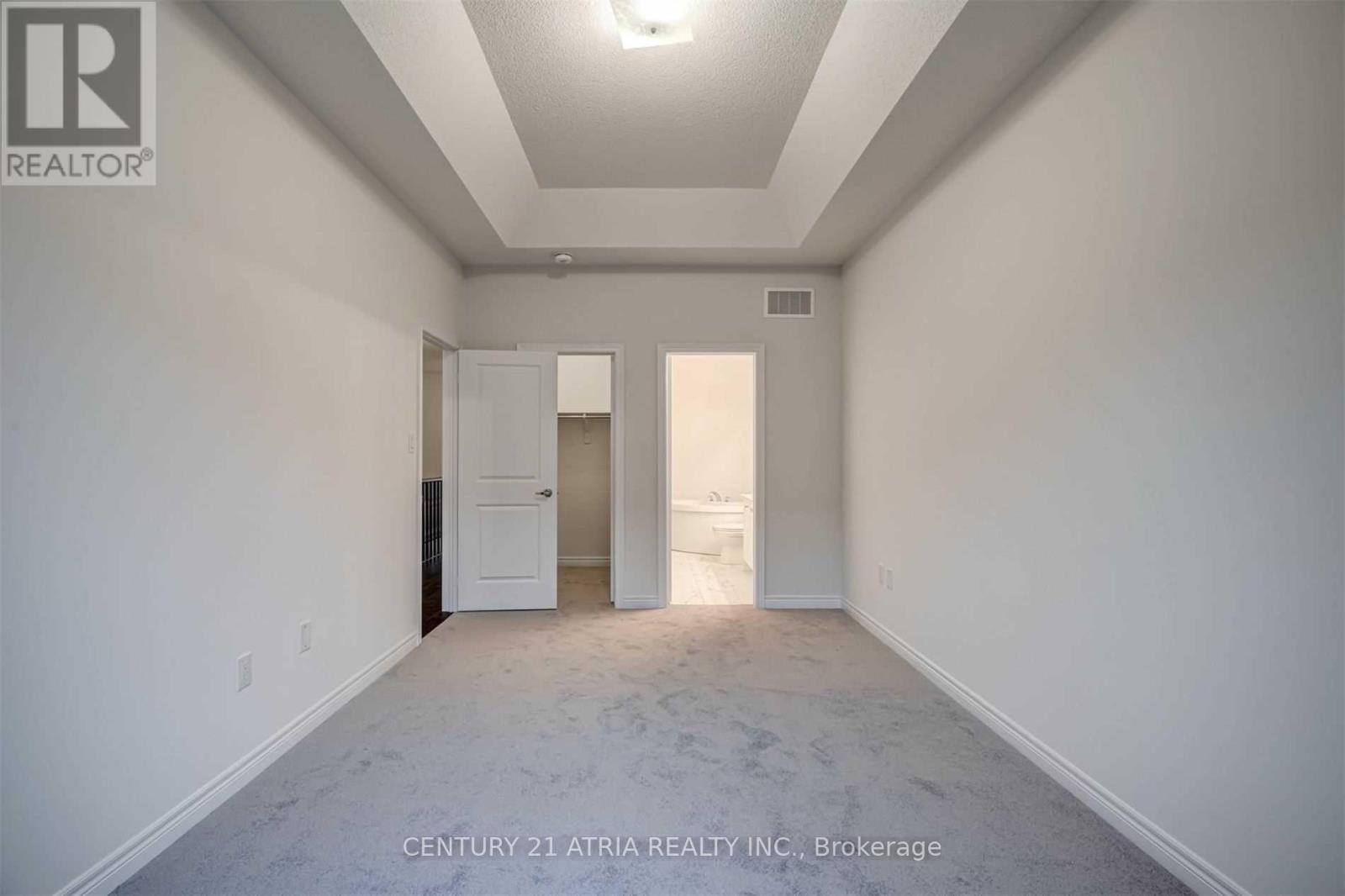 22 Hewison Avenue, Richmond Hill, Ontario  L4S 0J1 - Photo 20 - N12965284