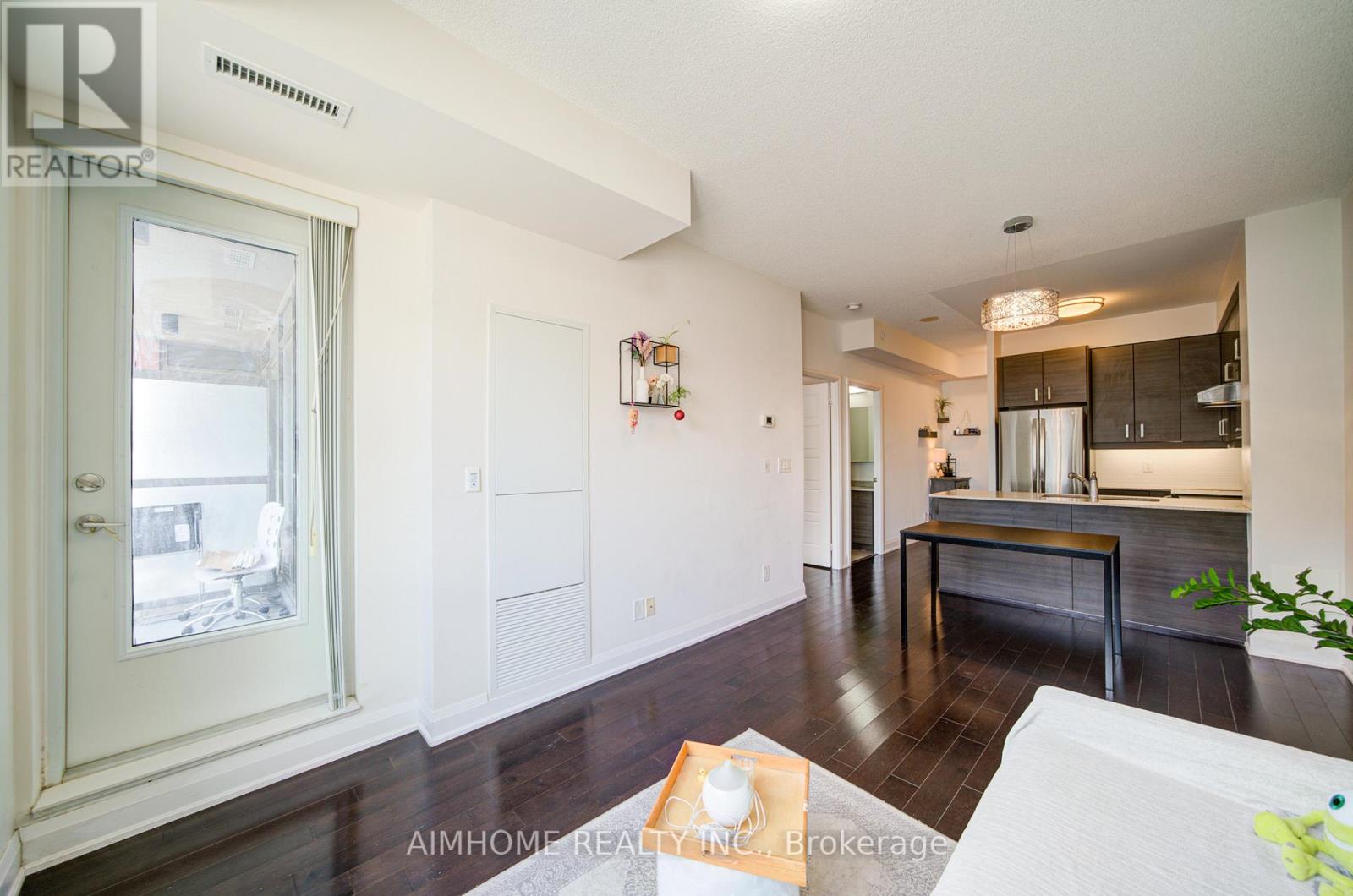 318 - 1 Uptown Drive, Markham, Ontario  L3R 5C1 - Photo 10 - N12965330