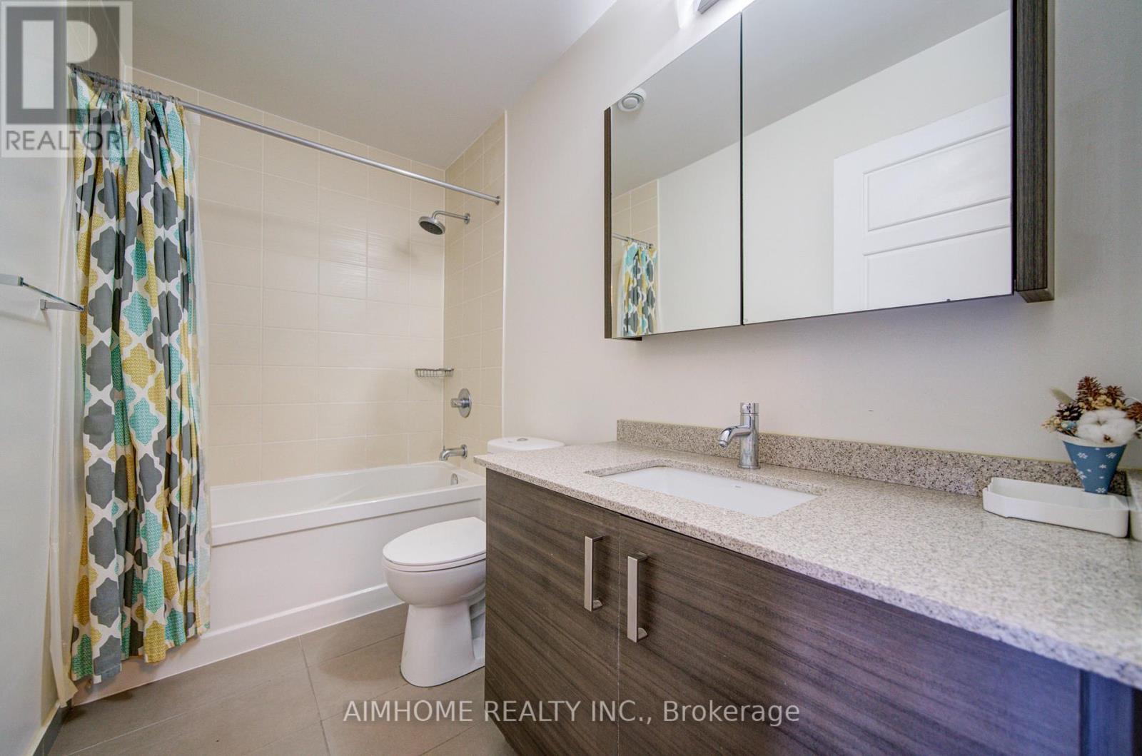 318 - 1 Uptown Drive, Markham, Ontario  L3R 5C1 - Photo 18 - N12965330