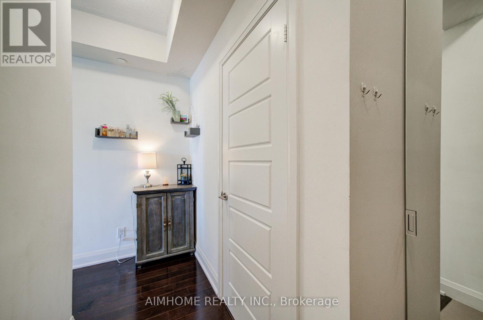 318 - 1 Uptown Drive, Markham, Ontario  L3R 5C1 - Photo 8 - N12965330