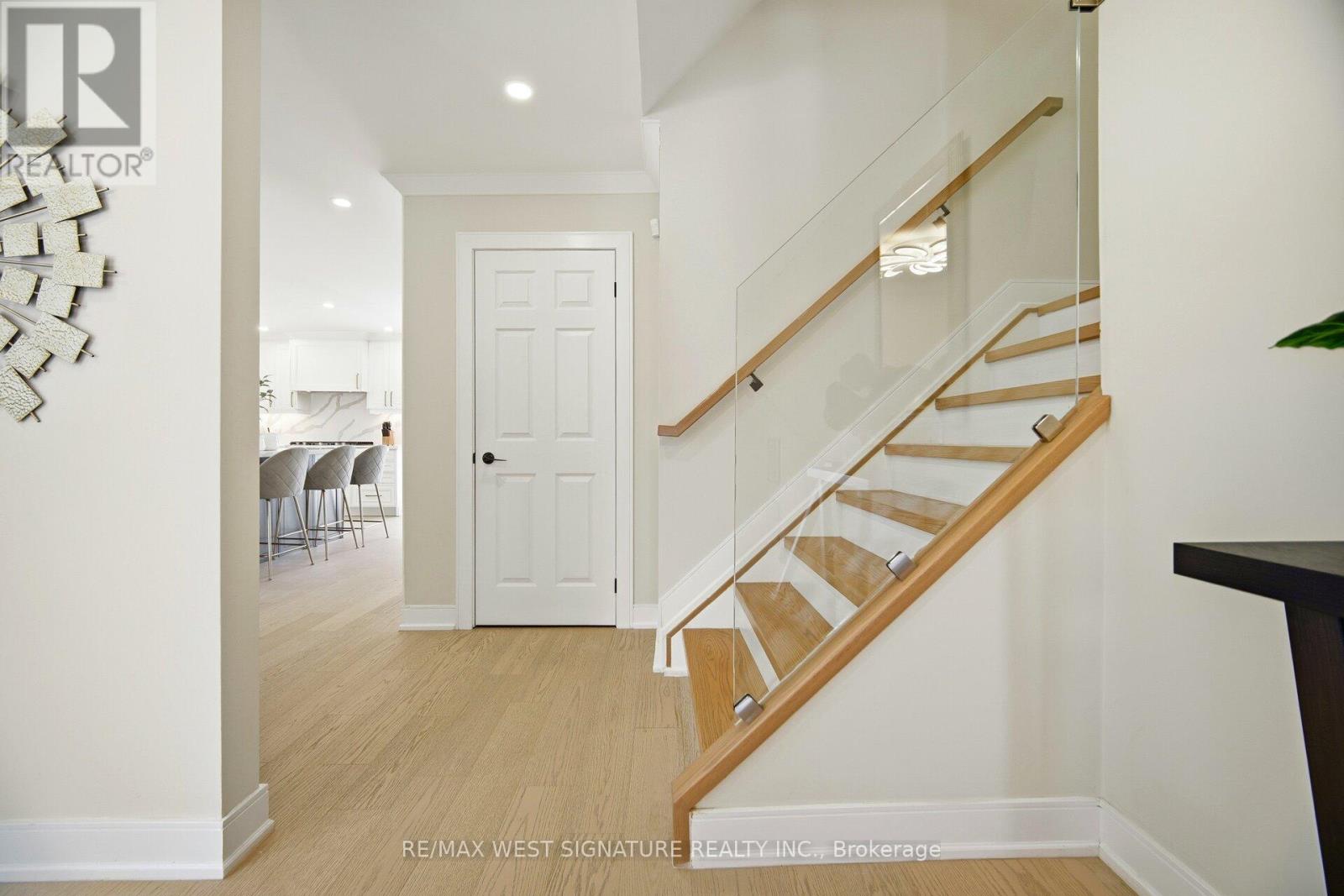 6530 Lloydtown Aurora Road, King (Schomberg), Ontario  L0G 1T0 - Photo 15 - N12965412