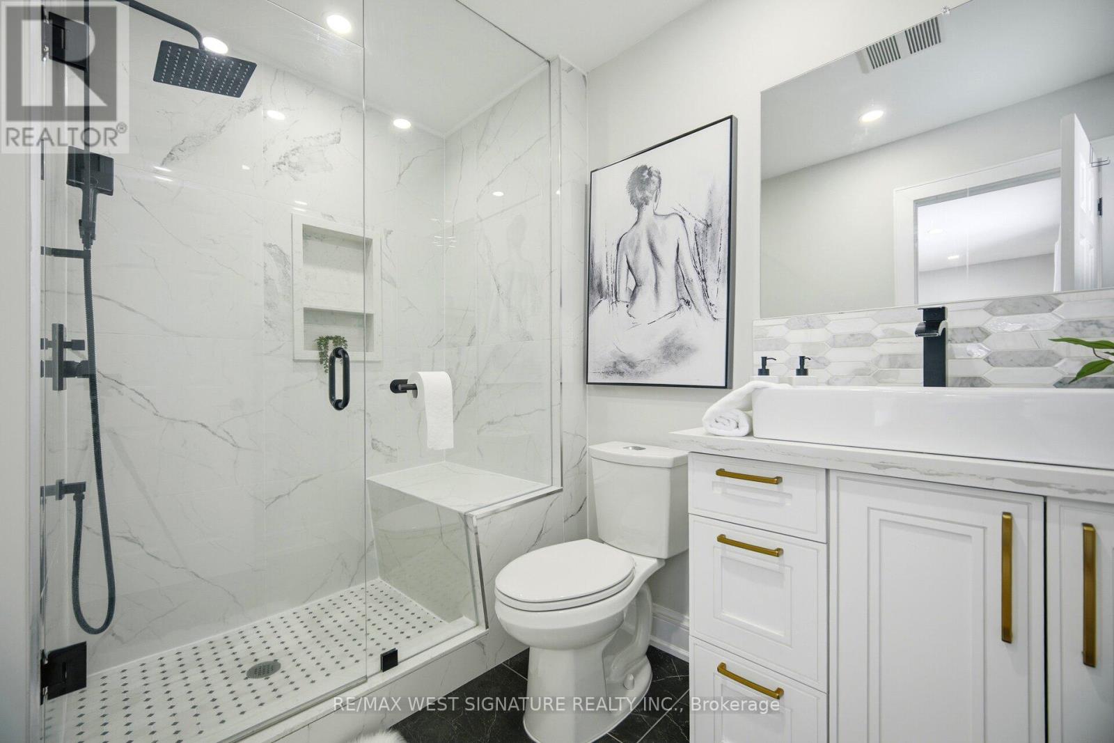 6530 Lloydtown Aurora Road, King (Schomberg), Ontario  L0G 1T0 - Photo 19 - N12965412