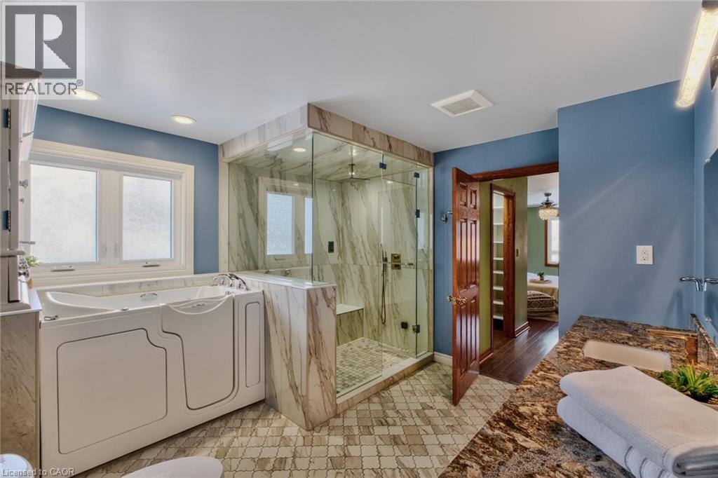 41 Candor Crescent, Stoney Creek, Ontario  L8E 4X6 - Photo 44 - 40818250