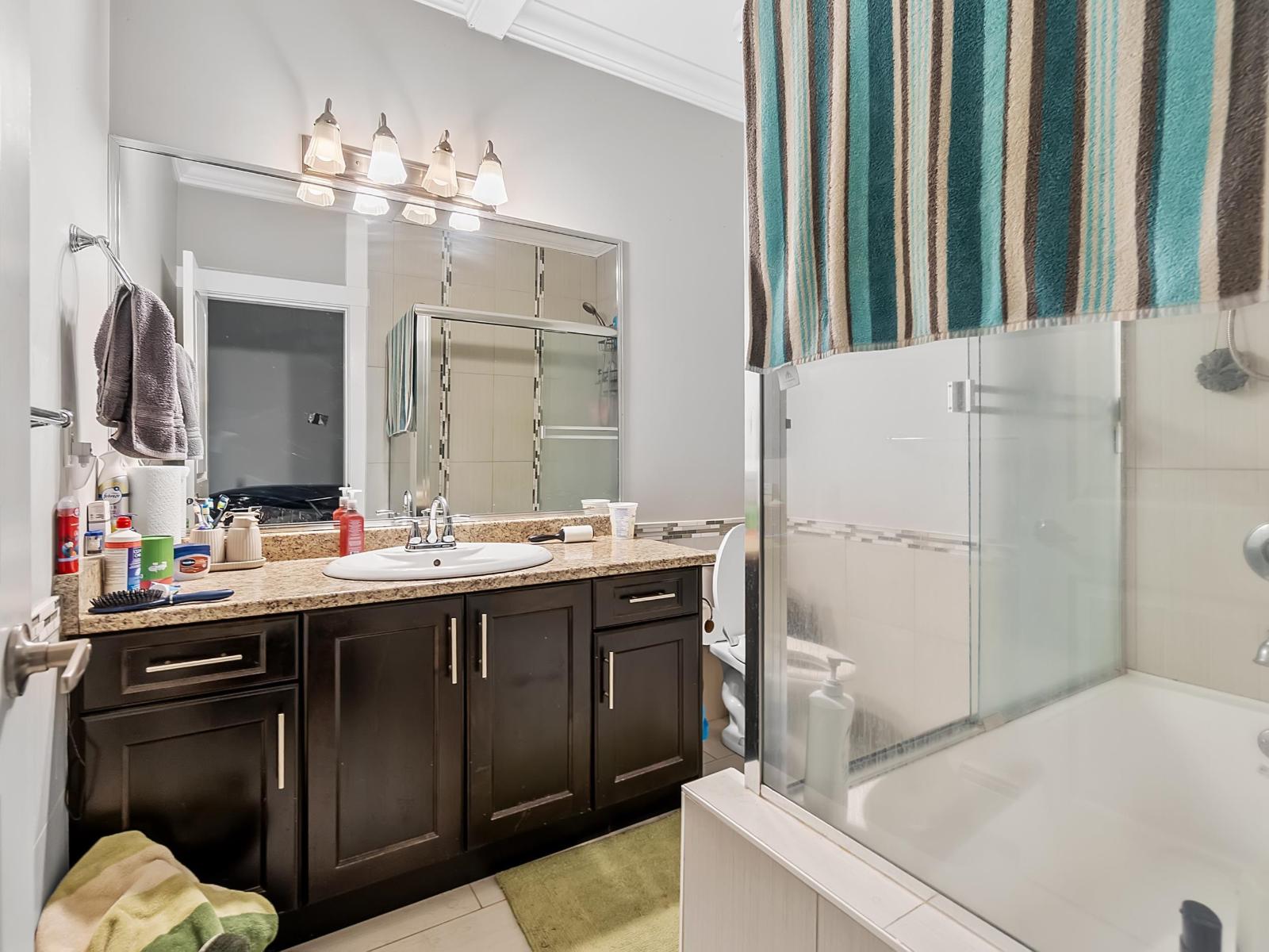 819 Clearbrook Road, Abbotsford, British Columbia  V2T 5X2 - Photo 15 - R3105625