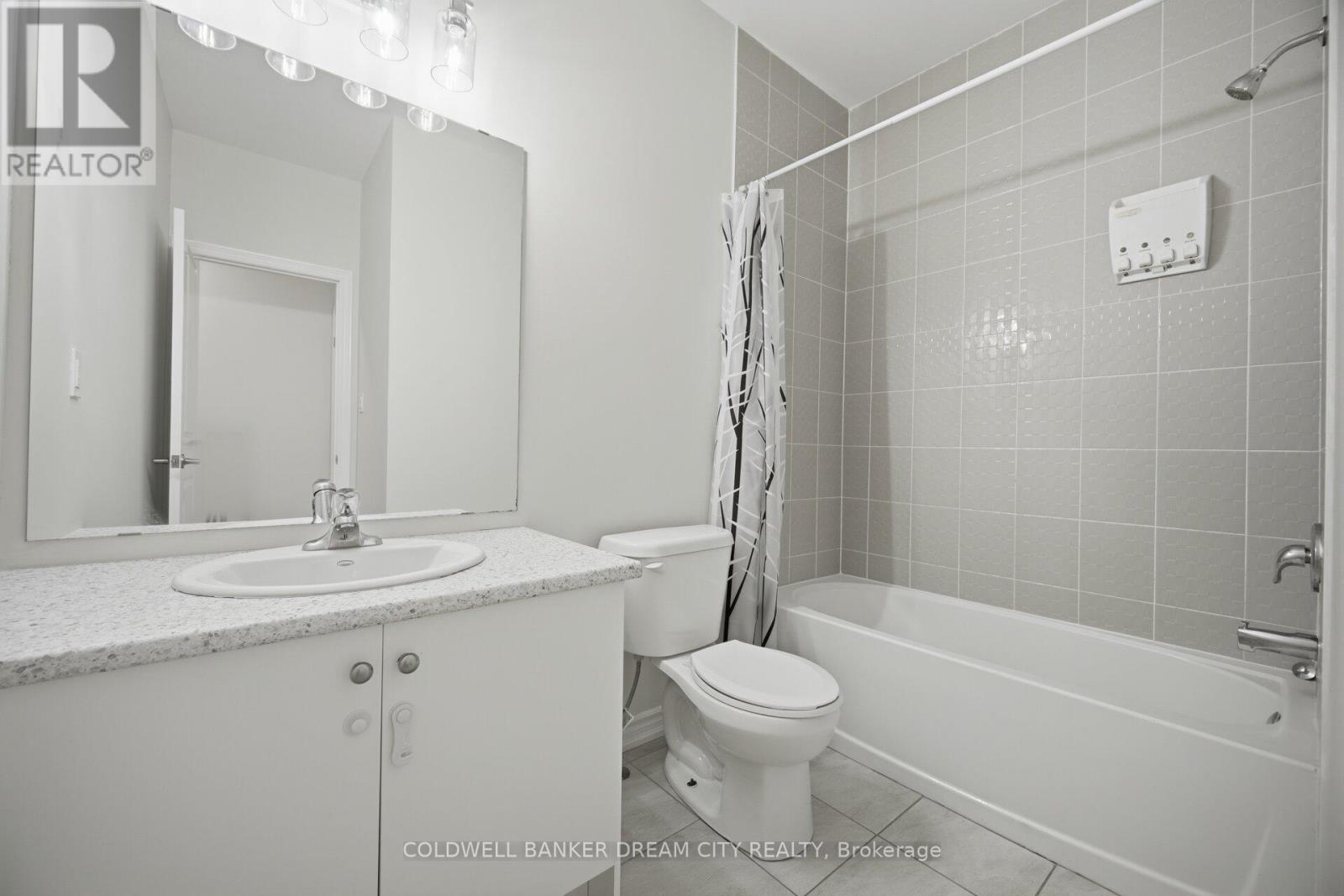 33 Bannister Road, Barrie, Ontario  L9J 0L5 - Photo 24 - S12964976