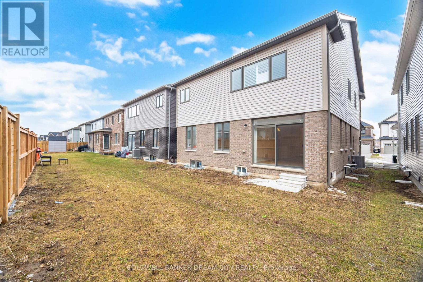 33 Bannister Road, Barrie, Ontario  L9J 0L5 - Photo 30 - S12964976