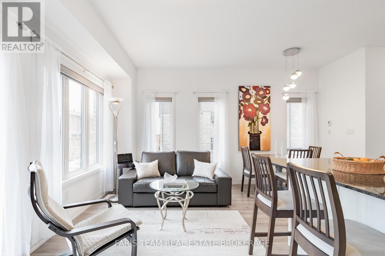 52 Fairlane Avenue, Barrie (Painswick South), Ontario  L9J 0M9 - Photo 16 - S12965040