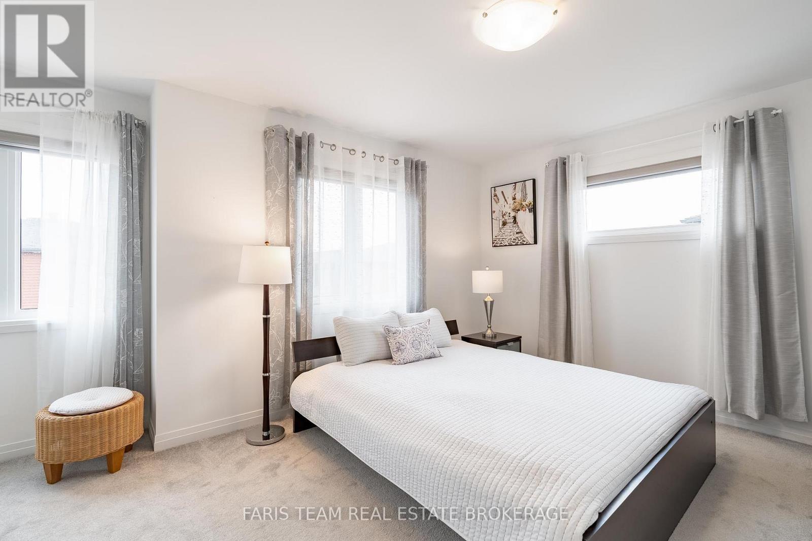 52 Fairlane Avenue, Barrie (Painswick South), Ontario  L9J 0M9 - Photo 21 - S12965040