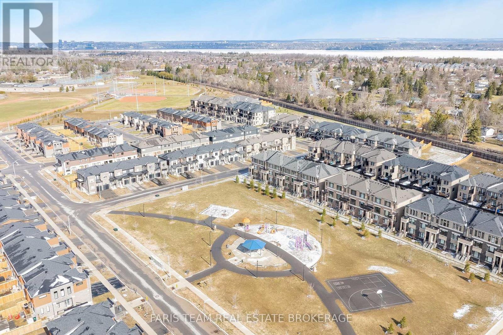 52 Fairlane Avenue, Barrie (Painswick South), Ontario  L9J 0M9 - Photo 44 - S12965040