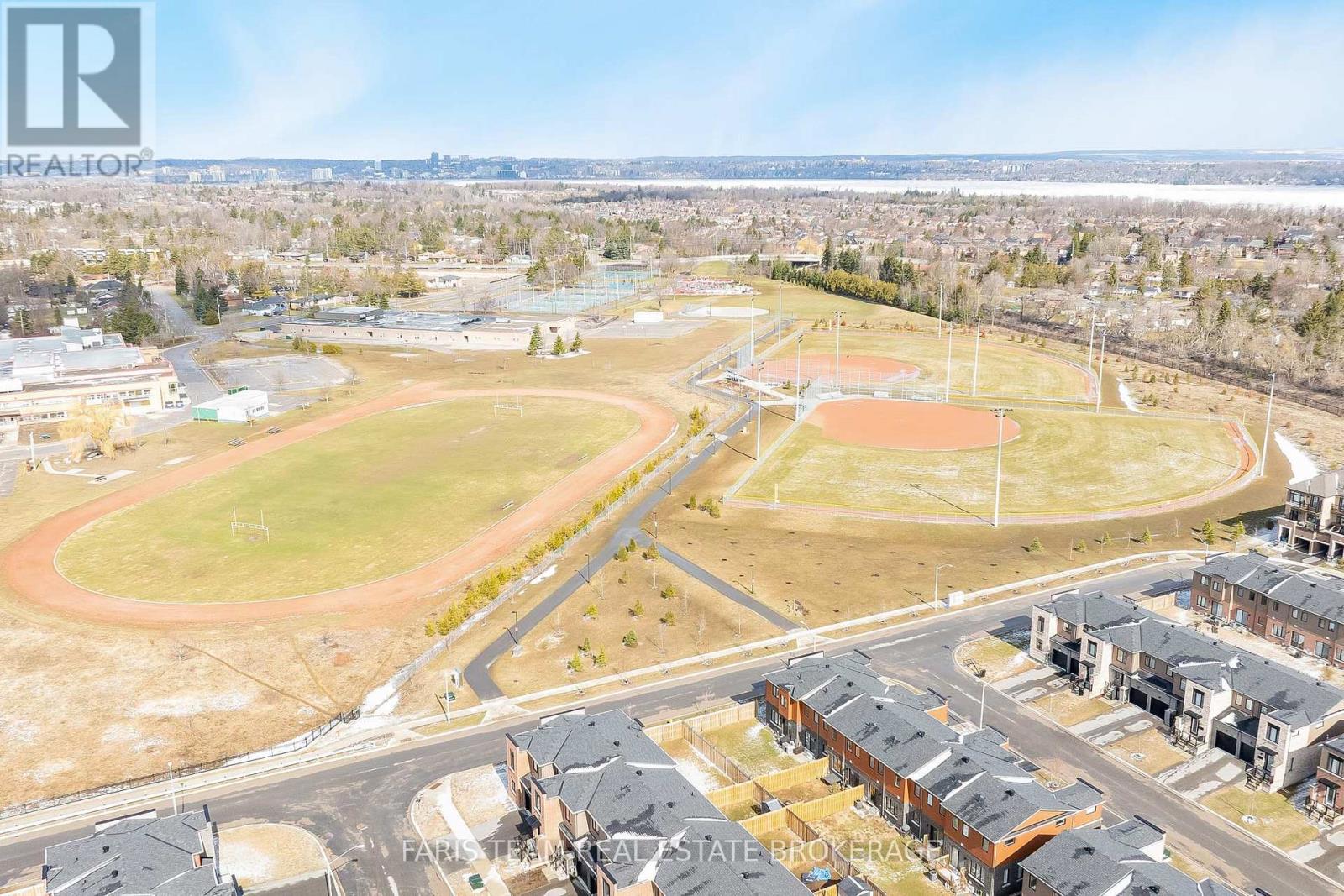 52 Fairlane Avenue, Barrie (Painswick South), Ontario  L9J 0M9 - Photo 46 - S12965040