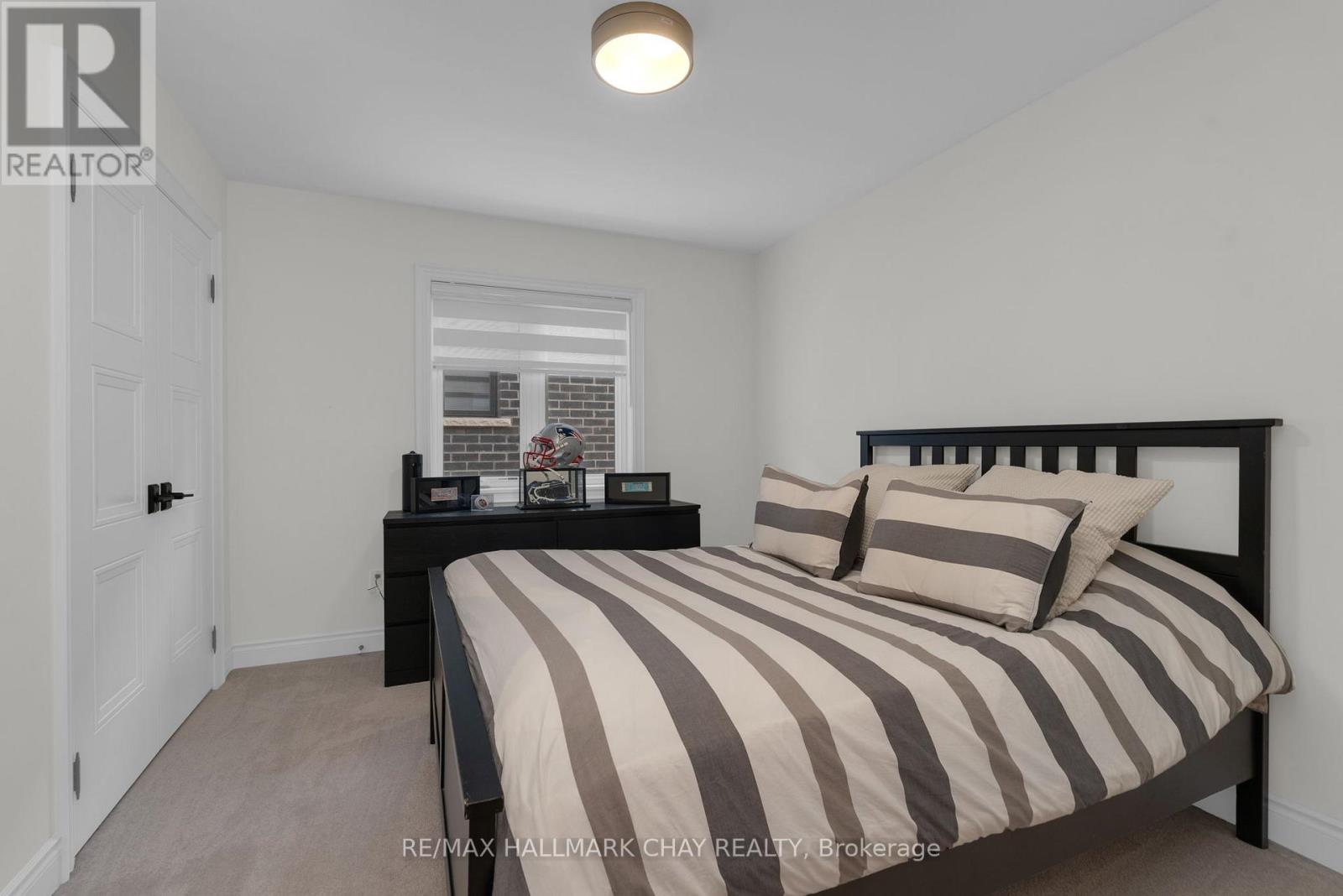 4 Periwinkle Road, Springwater, Ontario  L9X 2E2 - Photo 23 - S12965336