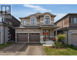 4 PERIWINKLE ROAD, Springwater, Ontario