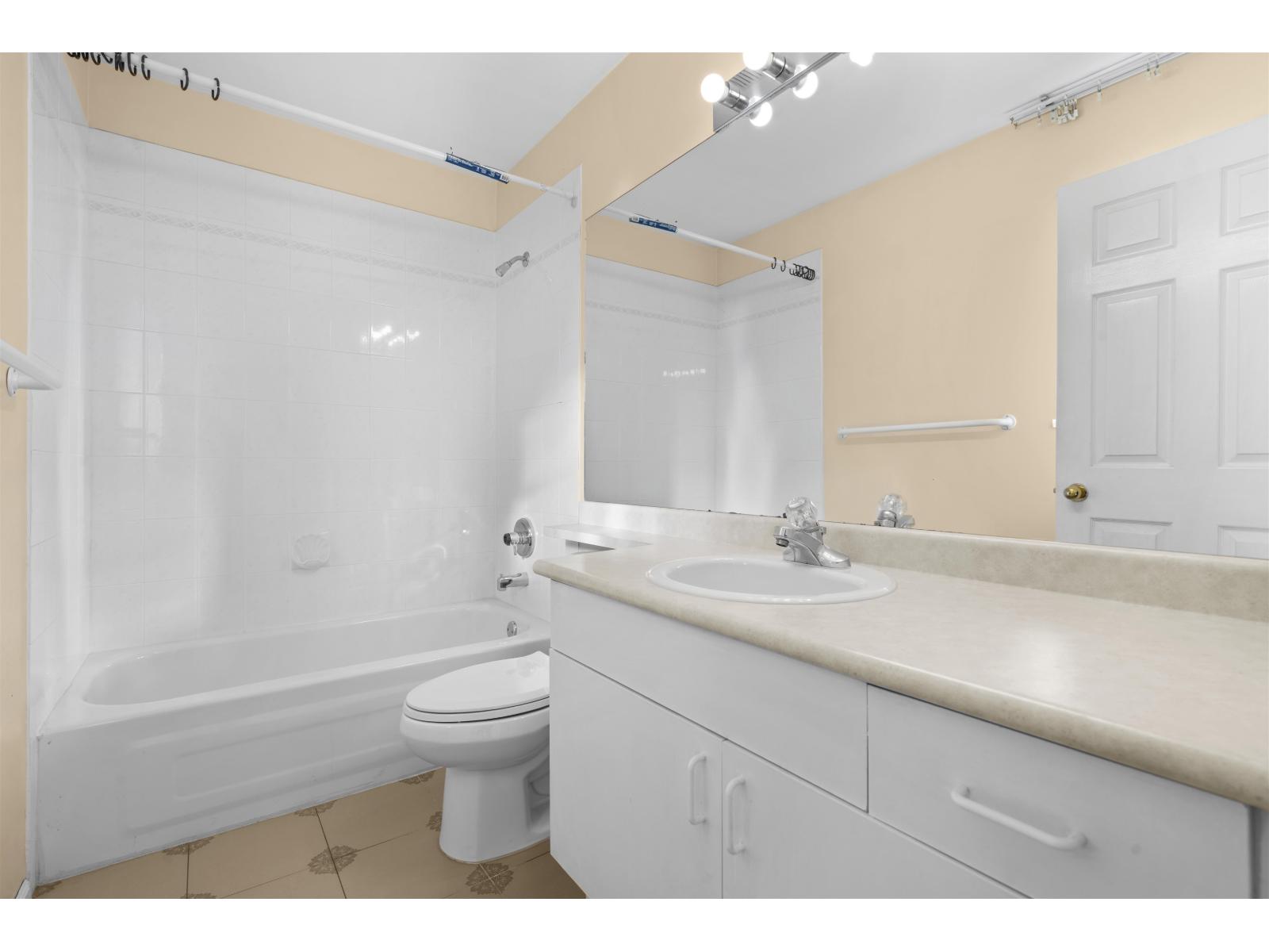 125 8655 King George Boulevard, Surrey, British Columbia V3W 5C4 - Photo 28 - R3107146