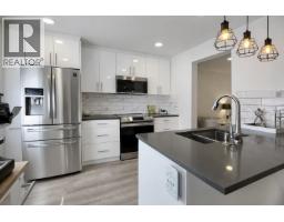 438 CARLSEN PLACE, Port Moody, British Columbia