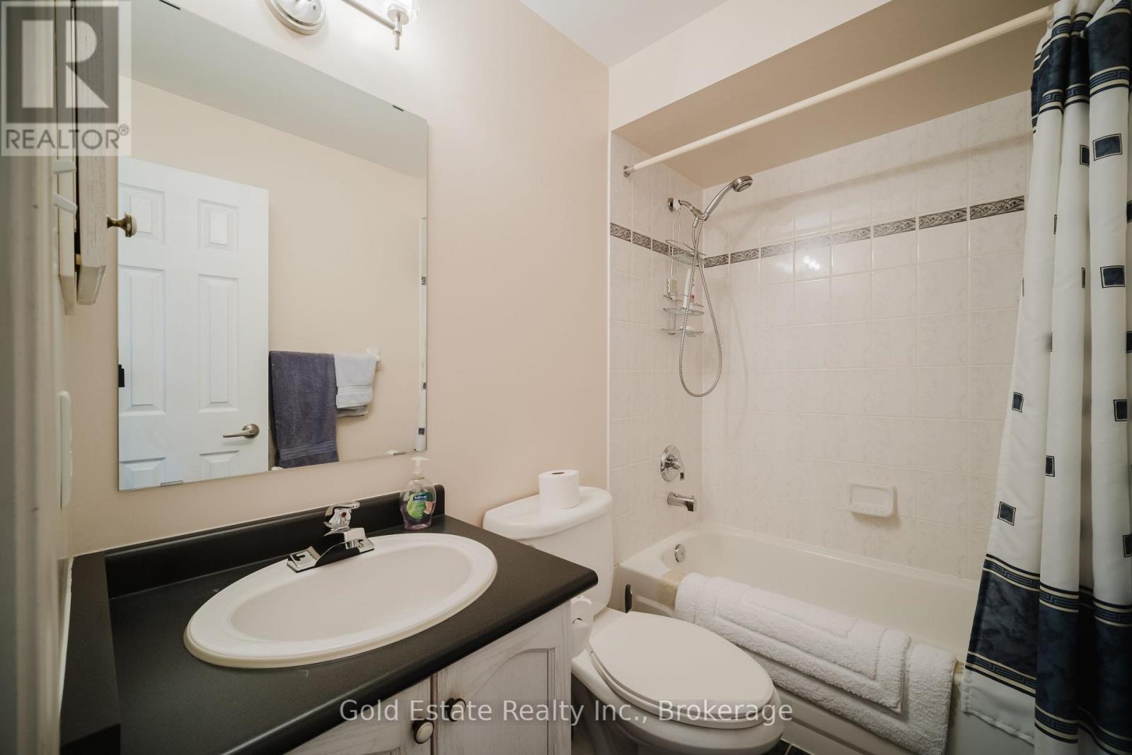 59 Royal Orchard Drive, Brampton, Ontario  L6X 4M5 - Photo 18 - W12964972