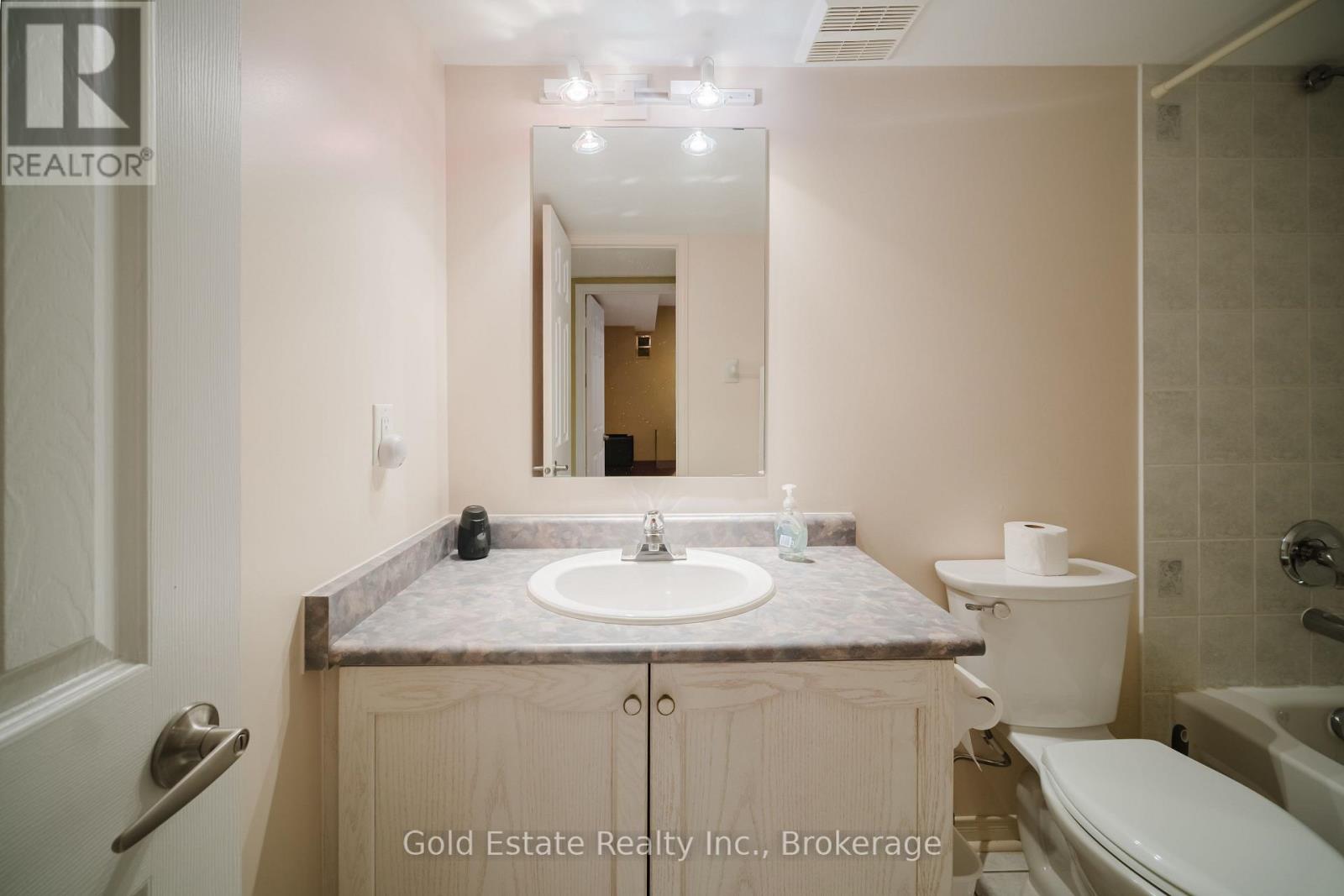 59 Royal Orchard Drive, Brampton, Ontario  L6X 4M5 - Photo 37 - W12964972