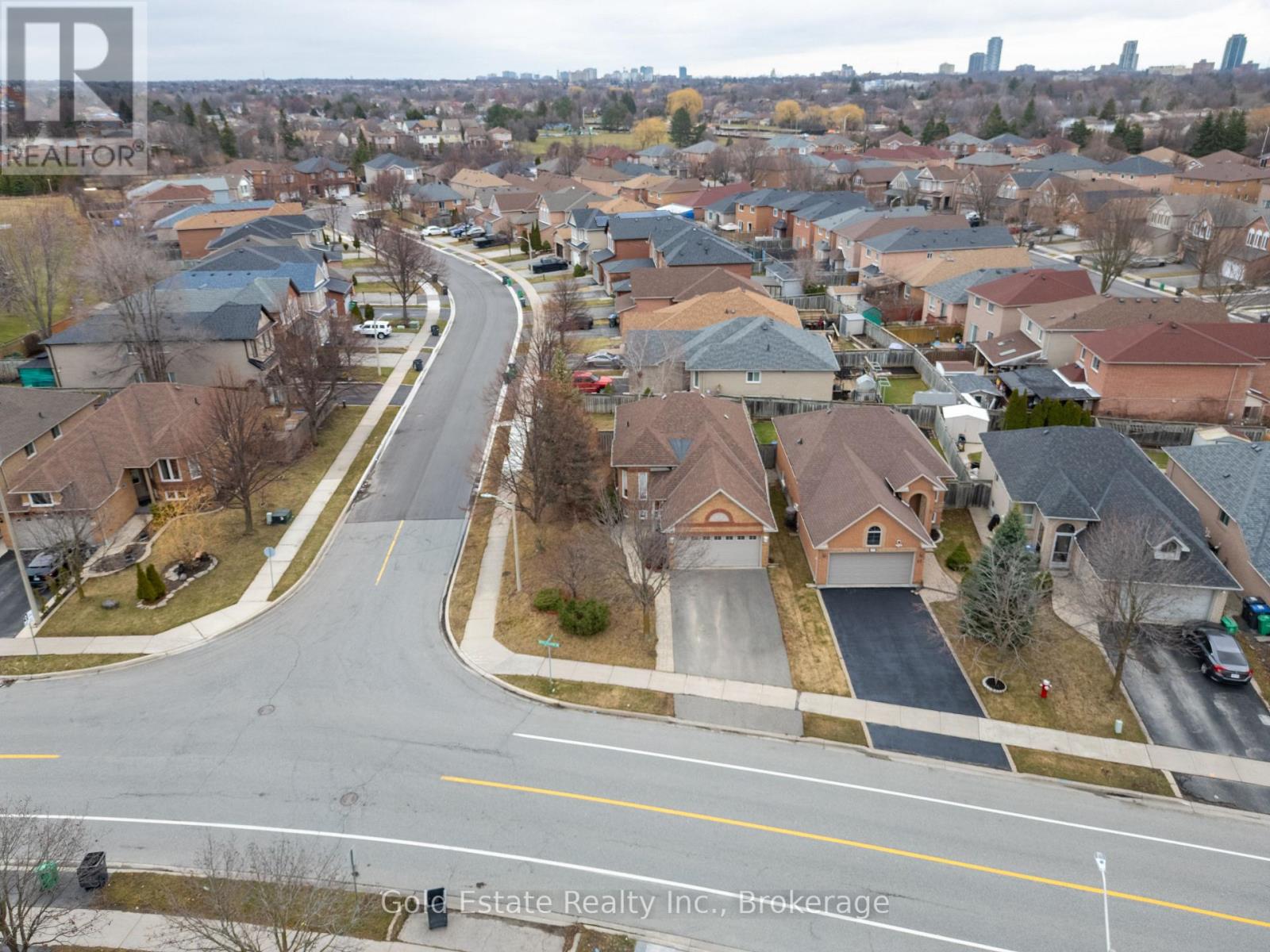 59 Royal Orchard Drive, Brampton, Ontario  L6X 4M5 - Photo 40 - W12964972