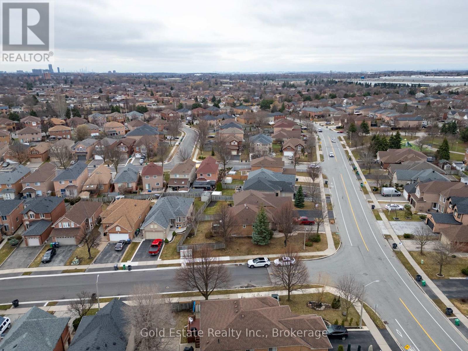 59 Royal Orchard Drive, Brampton, Ontario  L6X 4M5 - Photo 43 - W12964972