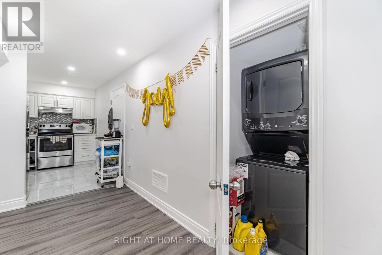 Lower - 1356 Basswood Crescent, Milton, Ontario  L9E 1M4 - Photo 19 - W12965034