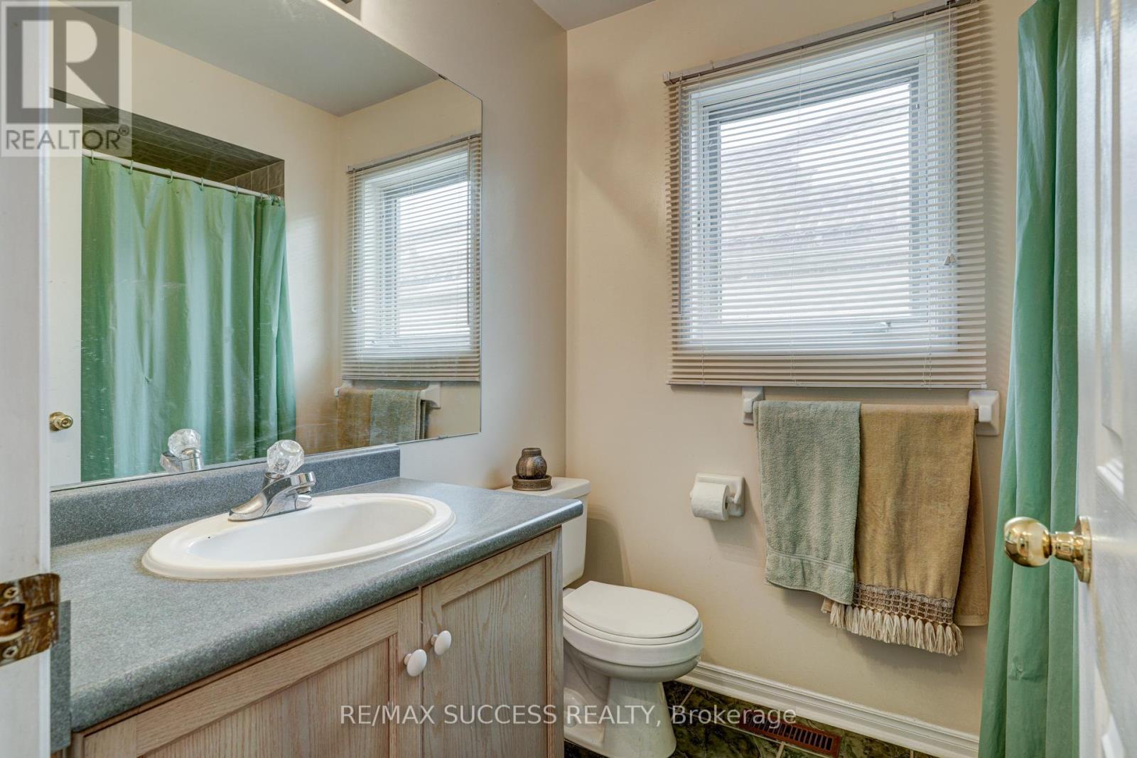 118 White Tail Crescent, Brampton, Ontario  L6Y 5C3 - Photo 29 - W12965036