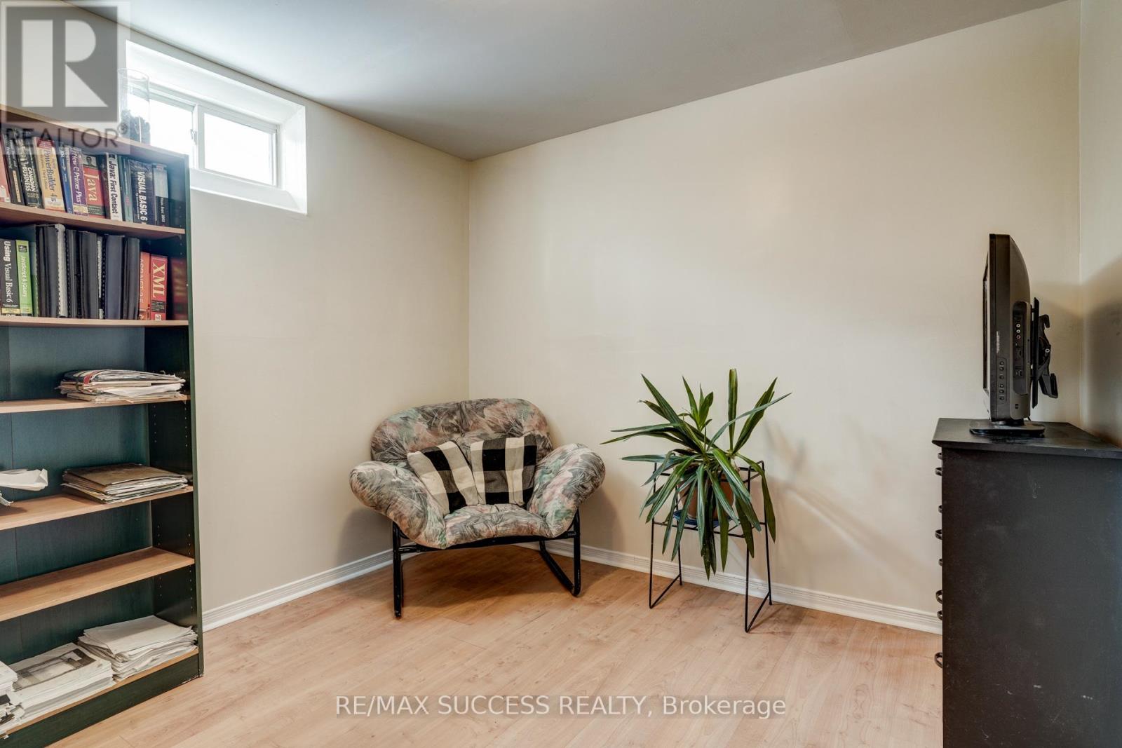 118 White Tail Crescent, Brampton, Ontario  L6Y 5C3 - Photo 34 - W12965036