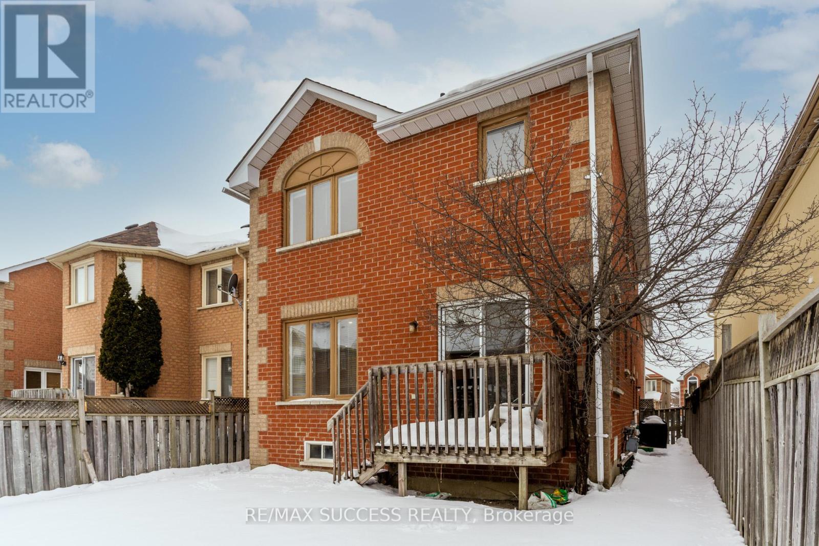 118 White Tail Crescent, Brampton, Ontario  L6Y 5C3 - Photo 37 - W12965036