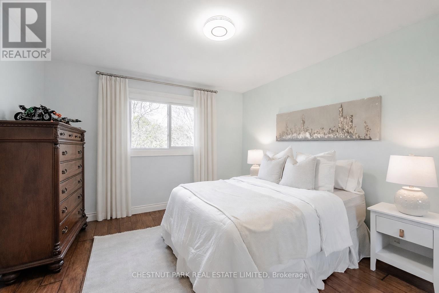 1229 Freeman Street, Burlington, Ontario  L7S 2J7 - Photo 24 - W12965058