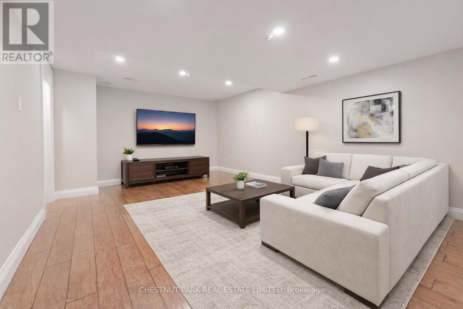 1229 Freeman Street, Burlington, Ontario  L7S 2J7 - Photo 30 - W12965058