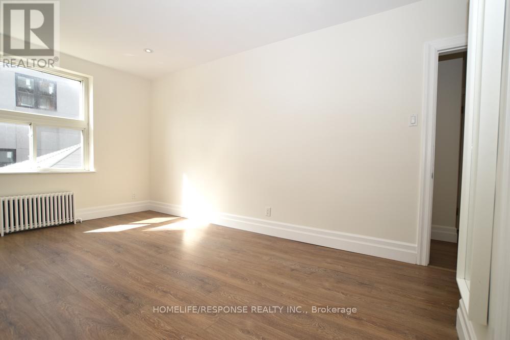 2 - 150 Sixth Street, Toronto, Ontario  M8V 3A5 - Photo 4 - W12965086