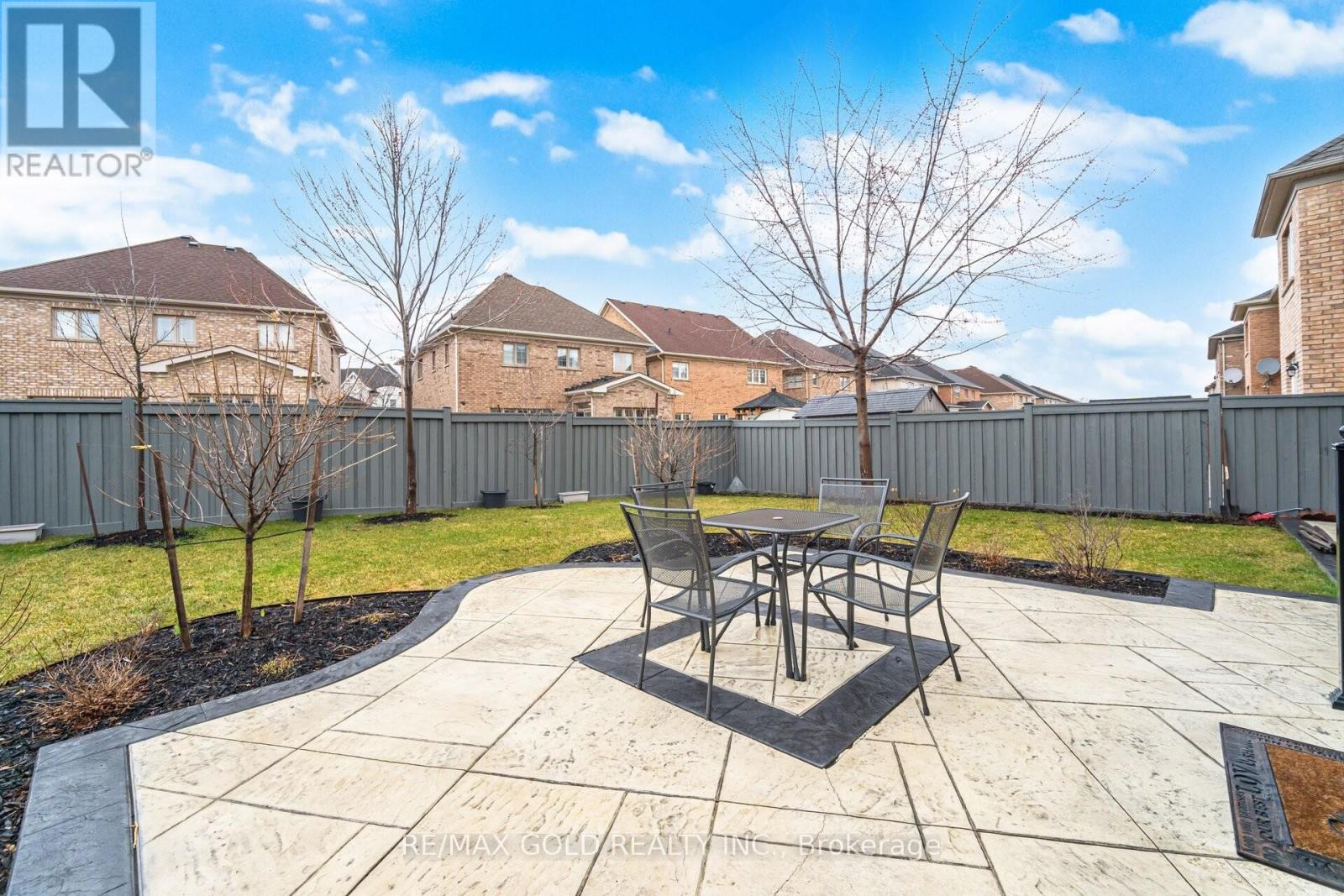 43 Decorso Drive, Brampton, Ontario  L6P 3Y3 - Photo 31 - W12965094