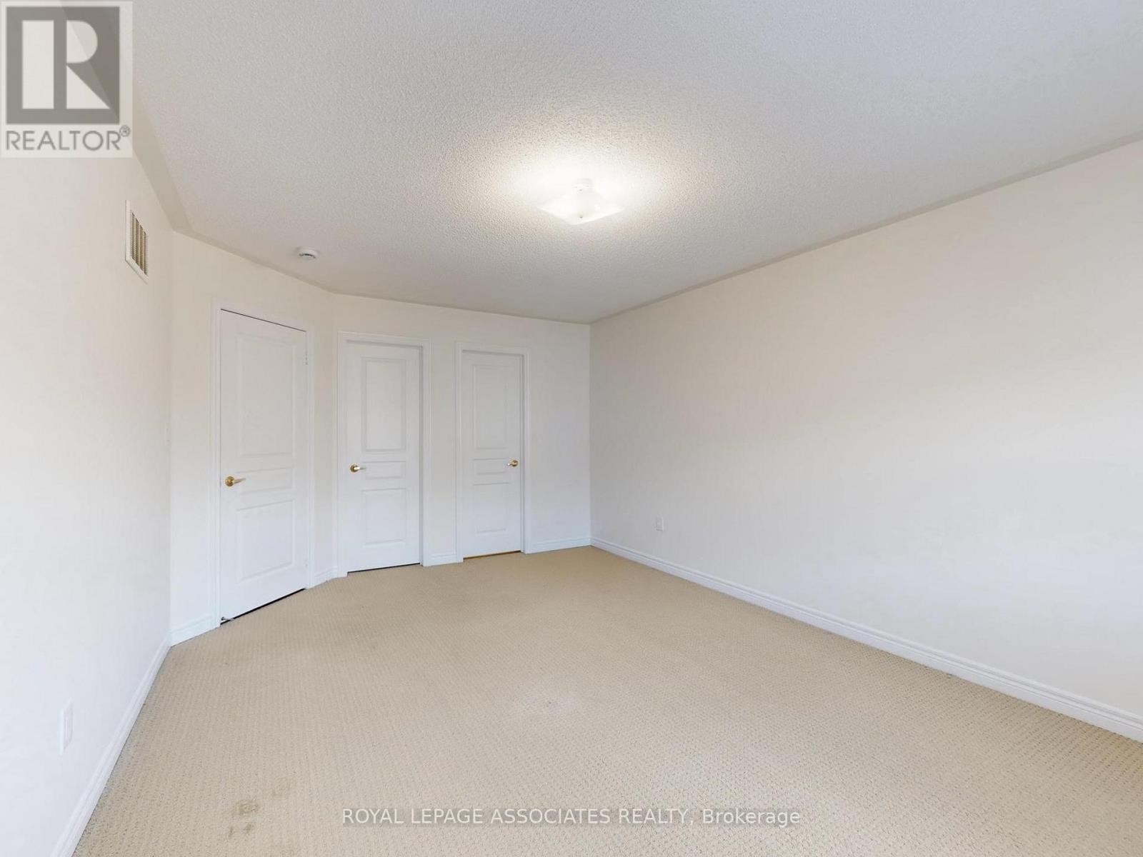 10 Lloyd Crescent, Brampton, Ontario  L7A 4J5 - Photo 29 - W12965130