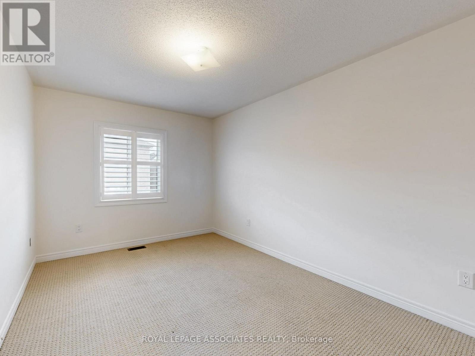 10 Lloyd Crescent, Brampton, Ontario  L7A 4J5 - Photo 34 - W12965130