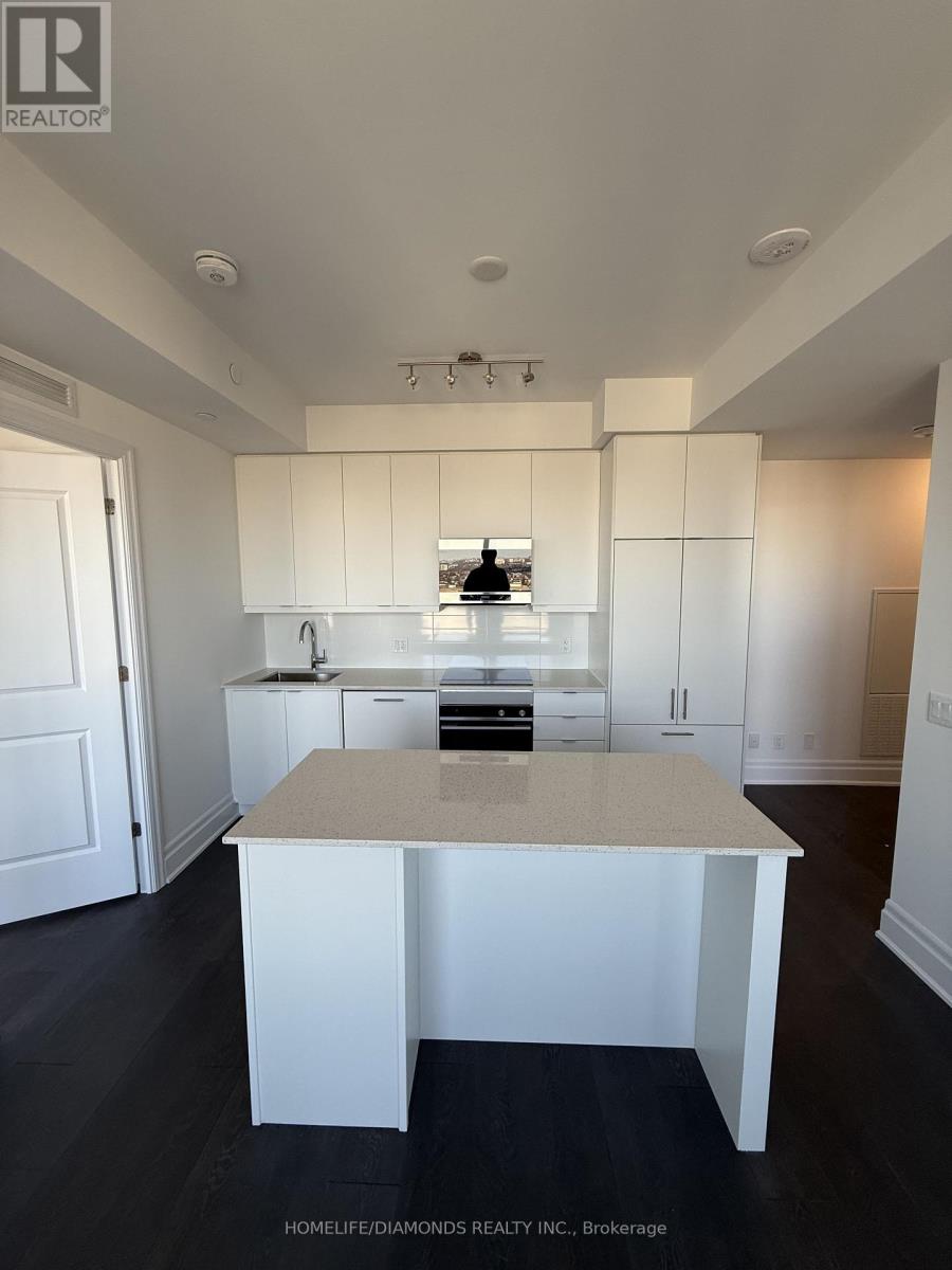 2404 - 30 Elm Drive, Mississauga, Ontario  L5B 0N6 - Photo 2 - W12965142