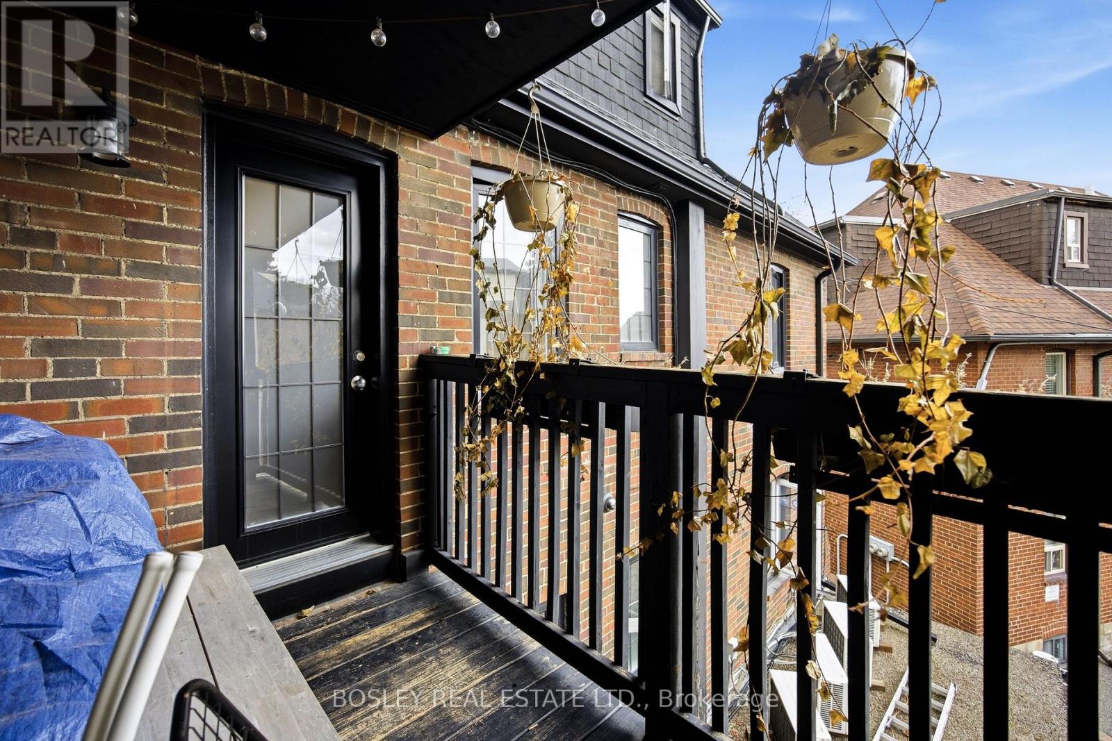 3 - 308 South Kingsway Street, Toronto, Ontario  M6S 3T9 - Photo 19 - W12965182
